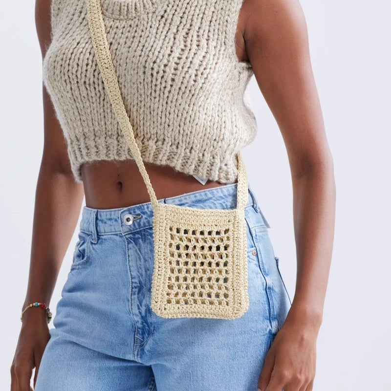 Fashion Straw Crossbody Phone Bag – Chic & Lightweight Summer Essential